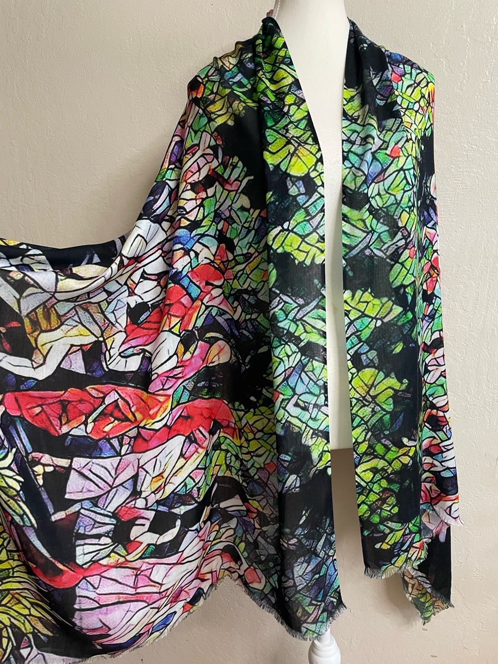 Colorful wrap - Picture 3 of 11